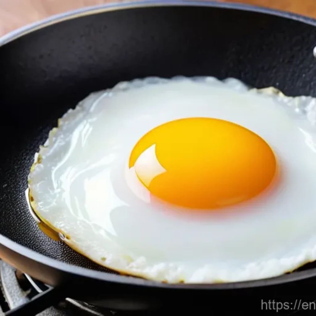 중국식 계란후라이 요리법 - **"Golden Edge Sizzle in a Wok"**: A close-up, high-angle shot capturing a single egg sizzling inten...